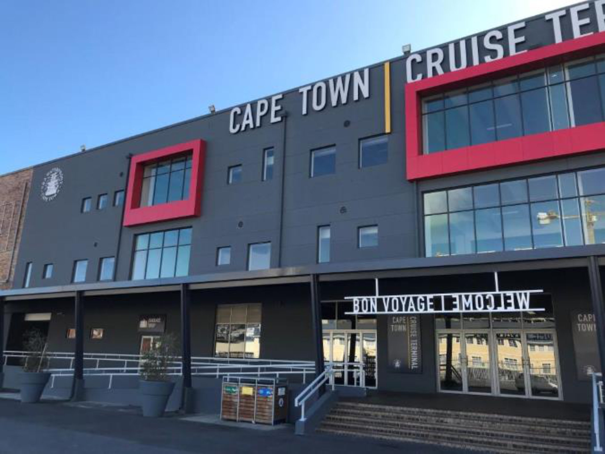 Cape Town ready to its first cruise ship Travel News