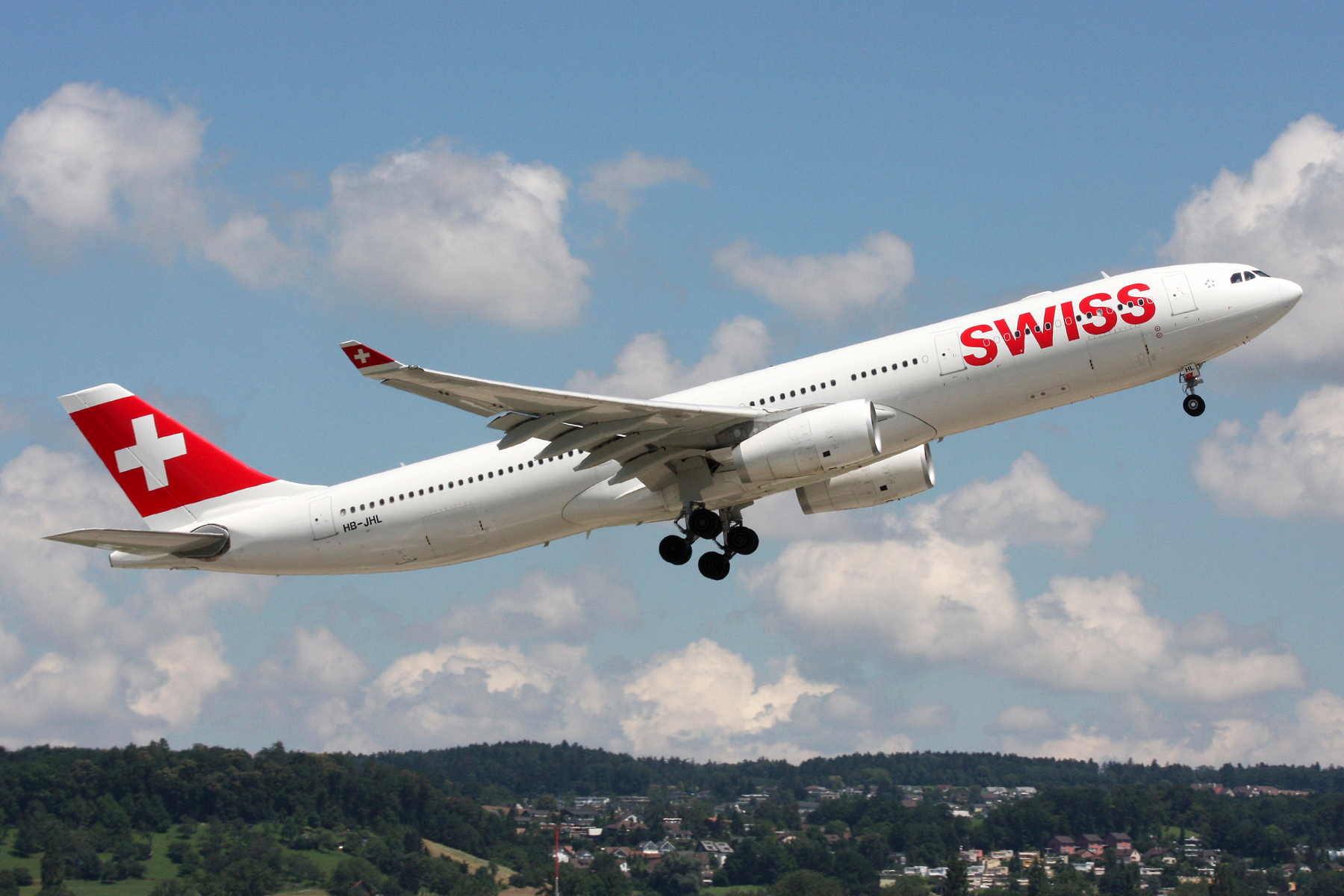 SWISS extends pre-select menu to more flights